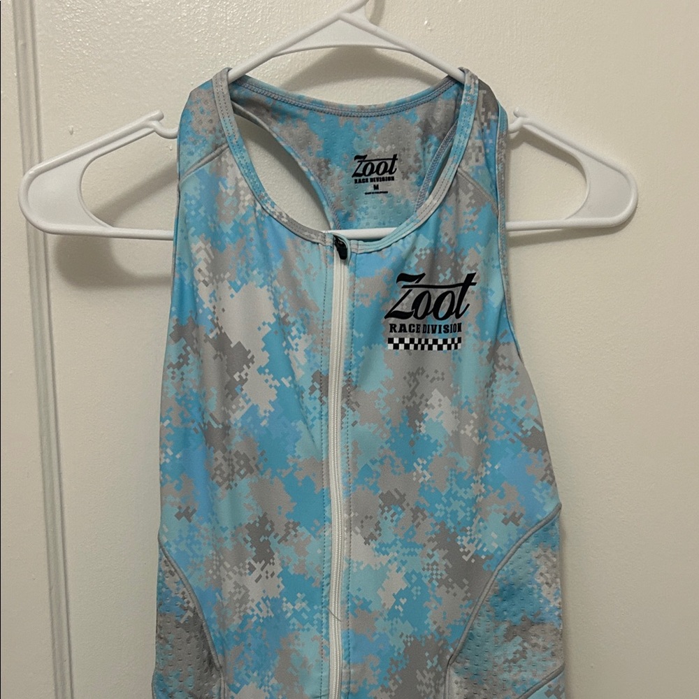 Zoot Aqua and Gray Camo tri suit